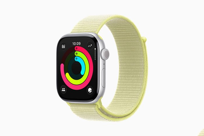 Thời lượng pin của Apple Watch Series 11 được nâng cấp, đạt 24 giờ sử dụng trong điều kiện bình thường. Ảnh: Apple