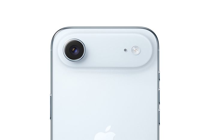 iPhone Air được trang bị hệ thống Camera 48MP Fusion ở mặt sau. Nguồn ảnh: Apple