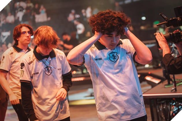 VALORANT Champions 2025: Tổng kết Ngày 2 với Chiến Thắng Ấn Tượng của DRX 4