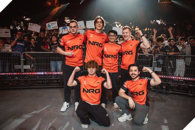 VALORANT Champions 2025: Tổng kết Ngày 2 với Chiến Thắng Ấn Tượng của DRX 2