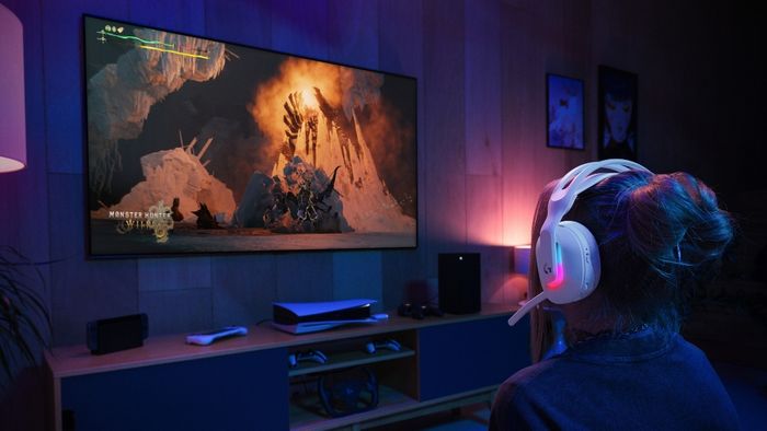 Tai nghe ASTRO A20 X với công nghệ PLAYSYNC cho phép kết nối và chuyển đổi tín hiệu giữa hai máy console.