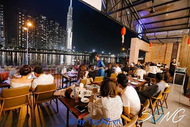 Nhà hàng Sông – Seafood & Grill