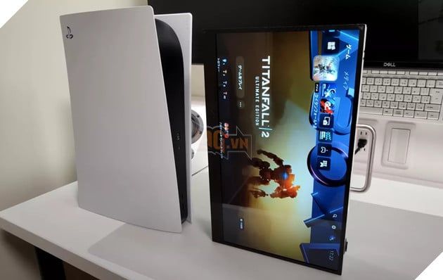 Một game thủ Nhật Bản đã tự chế tạo chiếc PS5 nhỏ gọn hơn 60% so với phiên bản gốc lần nữa.