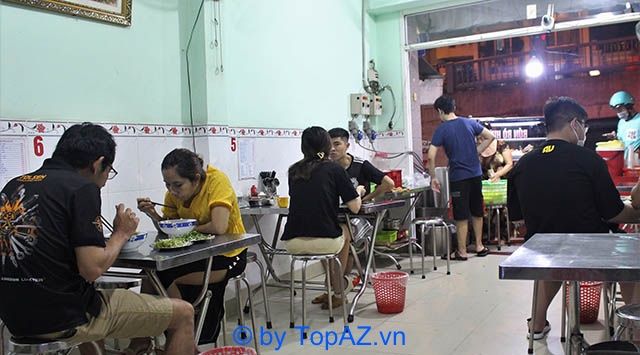 Quán bún bò Huế Ngự Bình