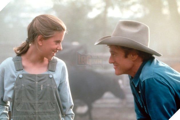 Scarlett Johansson và Robert Redford cùng xuất hiện trong bộ phim The Horse Whisperer.