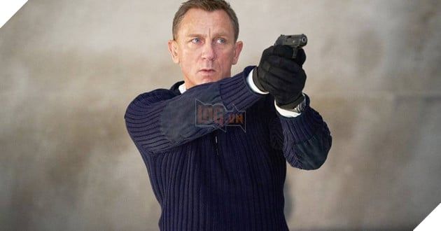 Nam diễn viên Daniel Craig được biết đến nhiều nhất qua vai James Bond trong loạt phim 007.