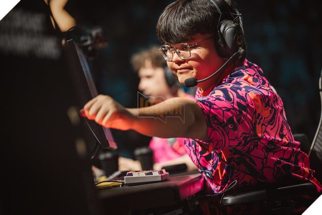 VALORANT Champions 2025: Fnatic Tạo Cú Lội Ngược Dòng Kỳ Diệu, NRG Vẫn Nắm Lợi Thế Trước MIBR 2