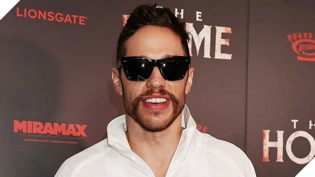 Chân dung sao nam Pete Davidson.