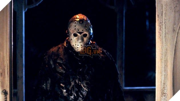 Hình ảnh về nhân vật Jason Voorhees trong vũ trụ Friday the 13th.