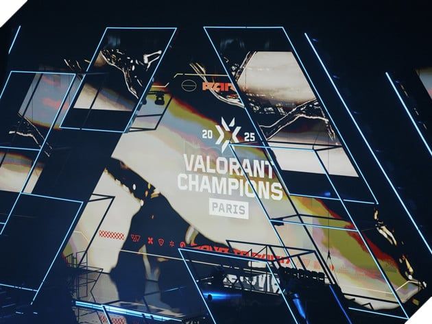 VALORANT Champions 2025: Sự Sôi Sục Của Ngày Mở Màn 13