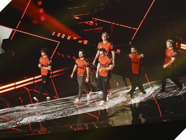VALORANT Champions 2025: Sự Cuồng Nhiệt Của Ngày Mở Màn 14