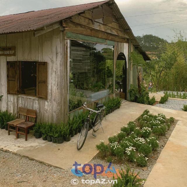 Tiệm cafe Bình Bông Bụp