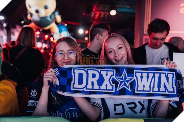 VALORANT Champions 2025: Người Hâm Mộ DRX Hào Hứng Khi Đến Paris Cổ Vũ
