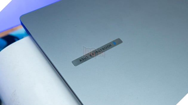 Đánh giá Asus ExpertBook P3: “Laptop doanh nghiệp gần như hoàn hảo” trong tầm giá dưới 20 triệu 9