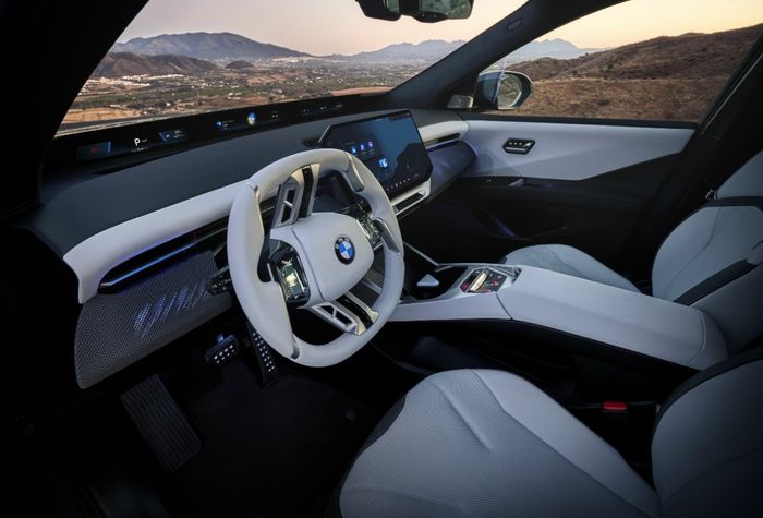 bmw ix3-2.jpg