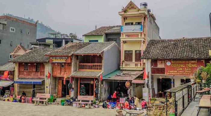 Hà Giang luôn gây ấn tượng với vẻ đẹp hoang sơ và kỳ vĩ của miền núi phía Bắc, không ngừng hấp dẫn du khách suốt bốn mùa.
