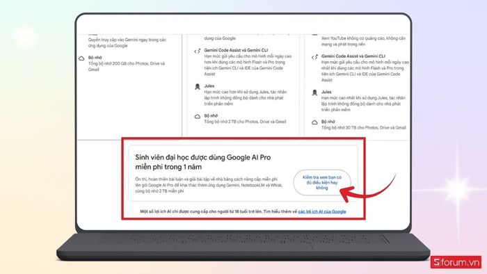 Chọn mục Sinh viên đại học được sử dụng Google AI Pro miễn phí trong 1 năm.