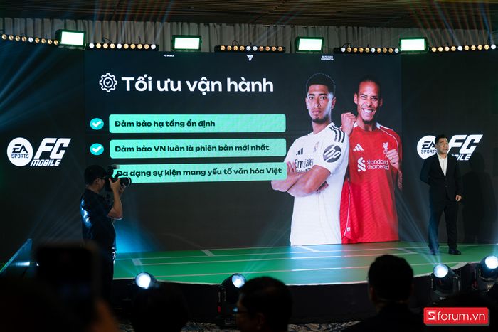 Slogan “Đá mọi nơi, chơi mọi lúc” thể hiện rõ tinh thần của game, một lời tuyên bố mạnh mẽ dành cho cộng đồng game thủ yêu bóng đá.