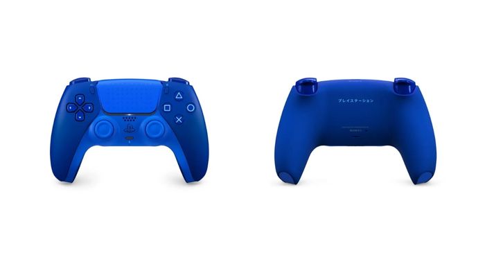 Mặt trước và mặt sau của tay cầm DualSense Icon Blue