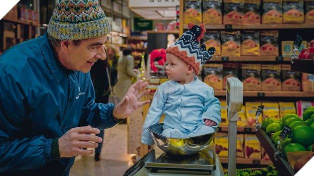 Hình ảnh từ bộ phim Man Vs. Baby mùa 2.