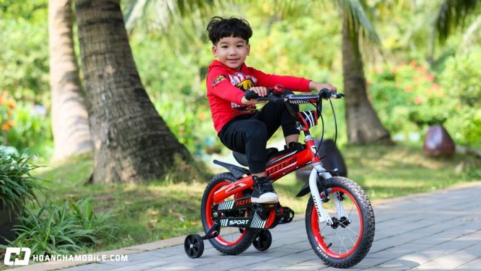 top-7-xe-dap-tre-em-3-5-tuoi-duoc-ua-chuong-nhat-hien-nay-12