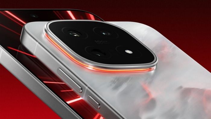 iQOO 15 sử dụng chip Snapdragon 8 Elite Gen 5 và màn hình 2K với độ sáng tối đa đạt 6000 nits.
