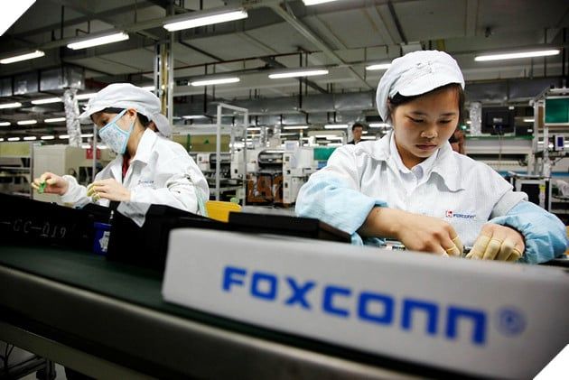 iPhone gập của Apple sẽ có giá dễ tiếp cận hơn nhờ bản lề tiết kiệm chi phí 2