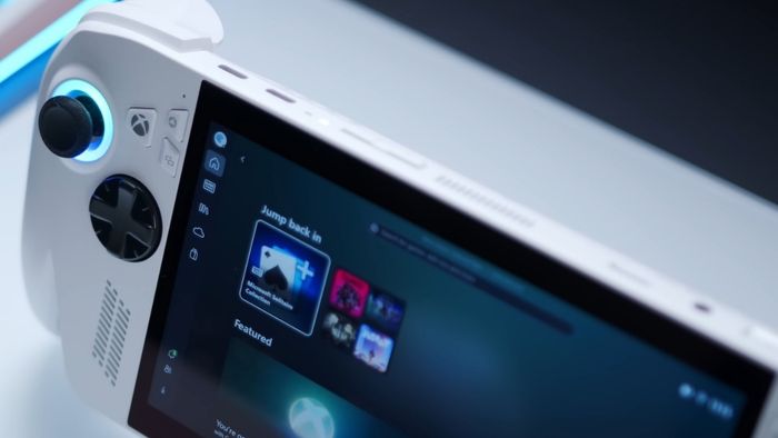 So với mức tăng hiệu năng của ROG Xbox Ally X, iGPU trên Intel Panther Lake rò rỉ mạnh mẽ hơn rất nhiều.