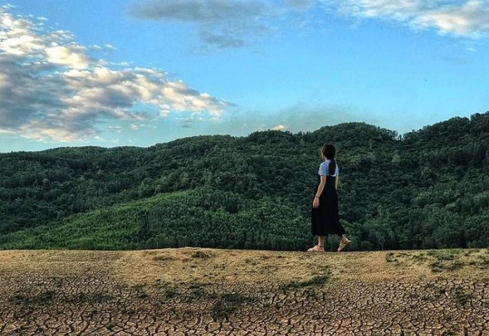 Khám phá hồ Mỹ Bình: Vẻ đẹp 'nàng thơ' giữa lòng Bình Định 6