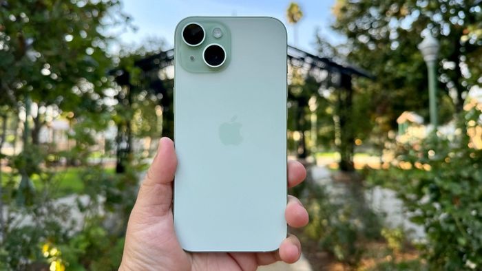 Man-hinh-iPhone-15-7