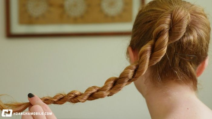 15 kiểu thắt tóc thời thượng 2025 giúp nàng vừa xinh vừa dịu dàng - phần 10