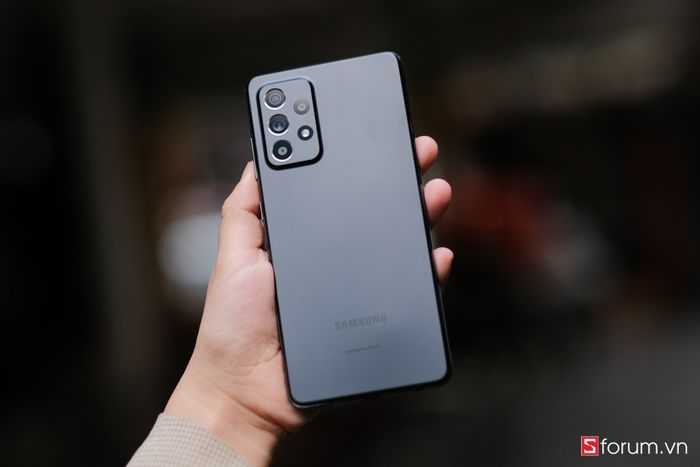 Galaxy A52s là mẫu điện thoại nhận được sự yêu thích của không ít người dùng.
