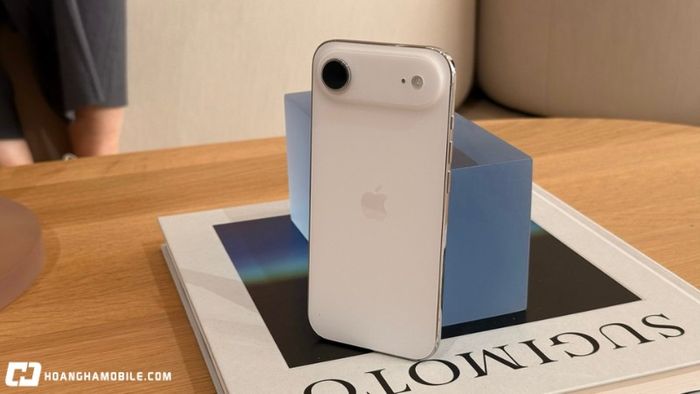 tong-hop-hinh-anh-iphone-17-pro-pro-max-va-iphone-air-chinh-thuc-2