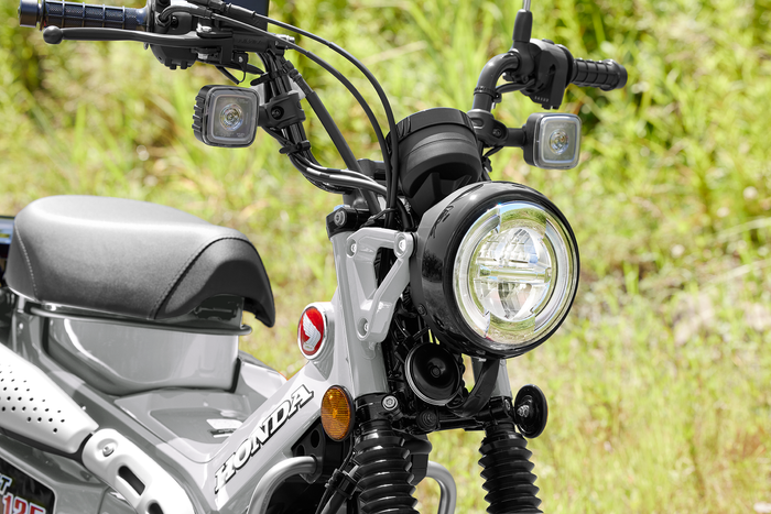 Honda CT125 Feature 1_retouch.png