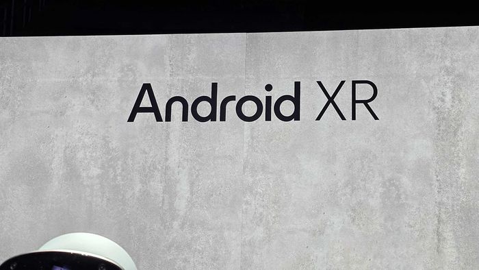 Galaxy XR vận hành trên hệ điều hành Android XR.