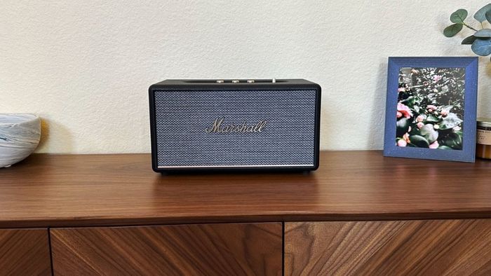 Loa-Marshall-Stanmore-3-5