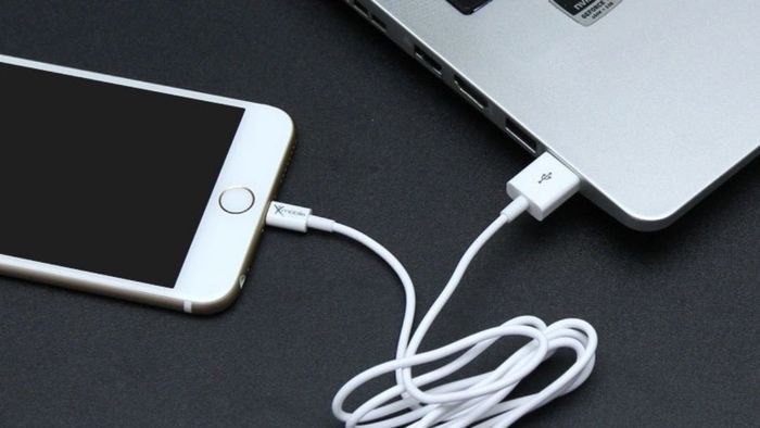 Cách khắc phục iPhone bị treo iTunes bằng cách cập nhật lại hệ điều hành bước 1