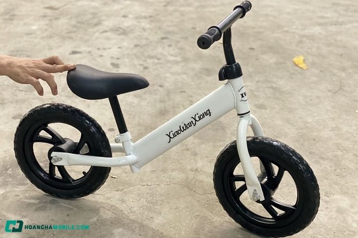 xe-dap-cho-be-2-tuoi-02