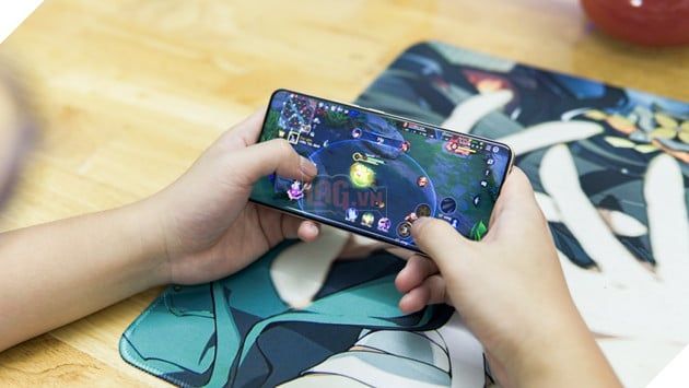 Realme 15 Pro: Siêu Phẩm Màn Hình OLED, Pin 7000mAh và Công Nghệ AI Tiên Tiến 9
