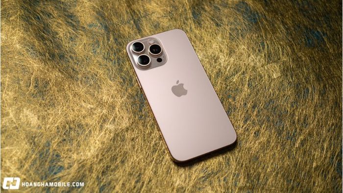 so-sanh-iphone-16-pro-va-iphone-16prm-nen-lua-chon-mau-nao-1