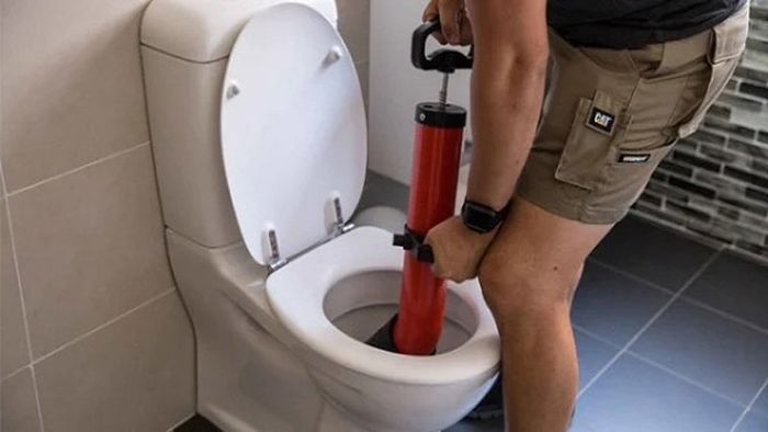 dung-cu-thong-bon-cau-13