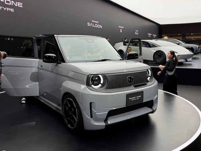 Honda Super-ONE 3.jpg