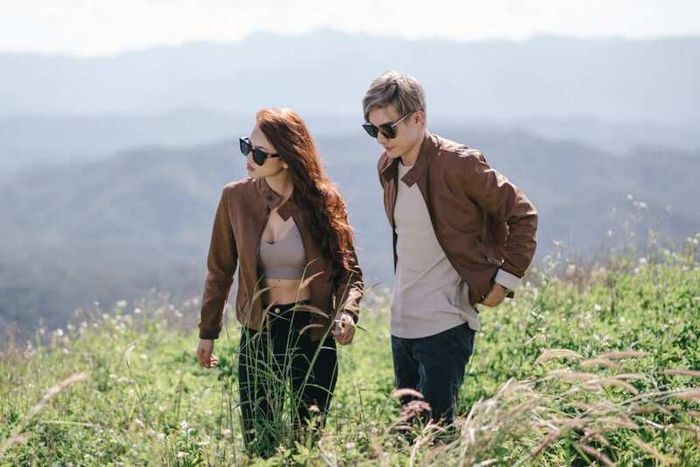 Hiệp và Trang cùng nhau đến nhà Ngọc để tìm nguồn cảm hứng cho việc sáng tác