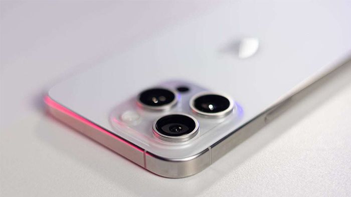 iphone-16-pro-max-gia-3
