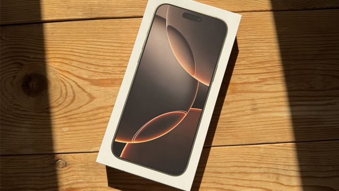 iphone-16-pro-max-gia-8