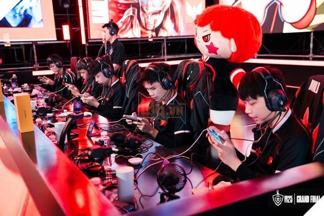 FPT X Flash hủy diệt One Star Esports, tiến thẳng vào Chung kết Tổng Mùa Đông 2025