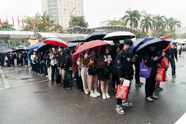 Chung kết Đấu Trường Danh Vọng Mùa Đông 2025 thực sự đã làm Cung điền kinh Mỹ Đình trở nên sôi động, ấm áp bởi sức mạnh của đam mê và nhiệt huyết.