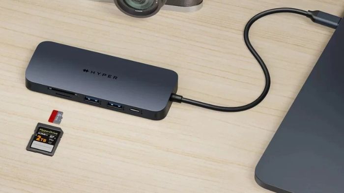 Tích hợp công nghệ sạc nhanh ngay trên sản phẩm. Tích hợp công nghệ sạc nhanh ngay trên sản phẩm.