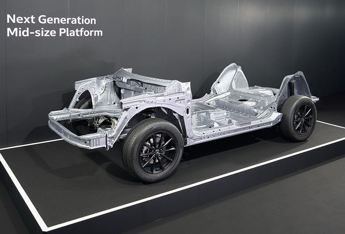 Honda-Next-Gen-Mid-size-Platform-1.jpg