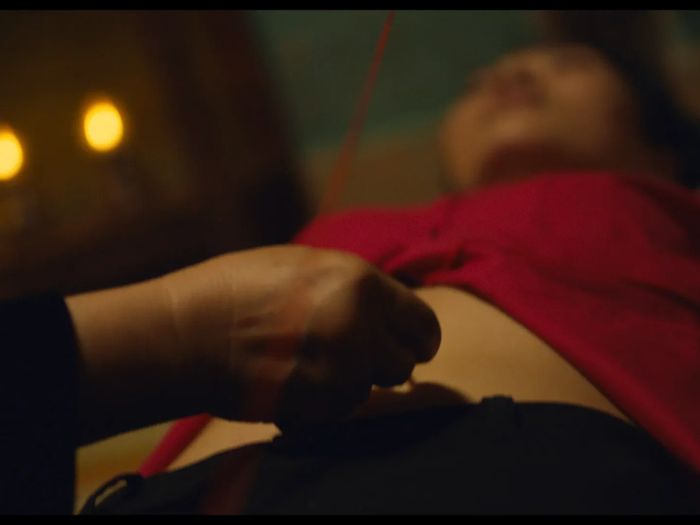 Liệu hai bà vú sẽ làm gì với cặp song thai của Phong Linh?